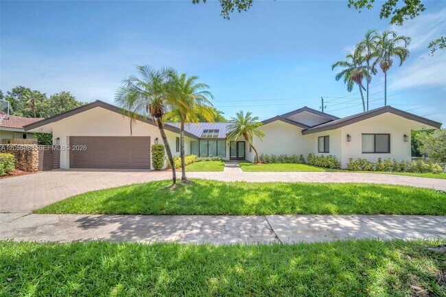 Foto del edificio - 3180 N 36th St