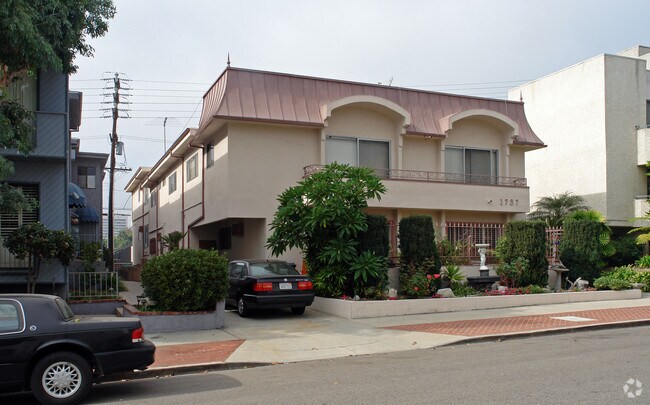 Building Photo - 1737 Glendon Ave