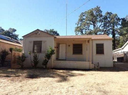 Building Photo - 14486 Oak Pl