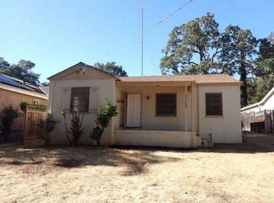 Foto del edificio - 14486 Oak Pl