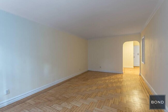 Foto del edificio - 124 E 24th St