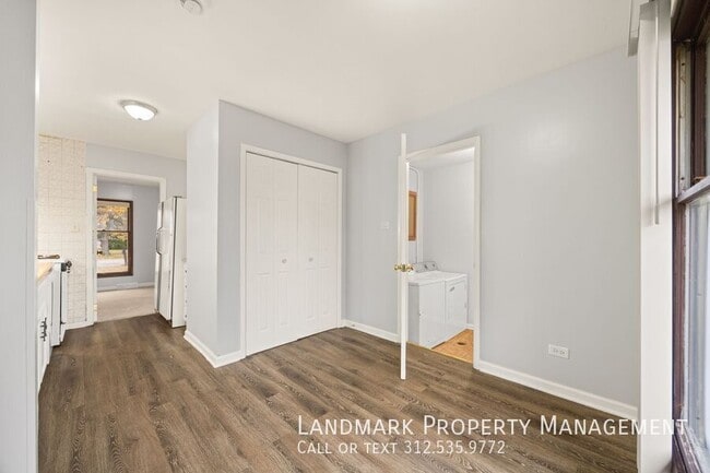 Building Photo - 654 Cambridge Ave