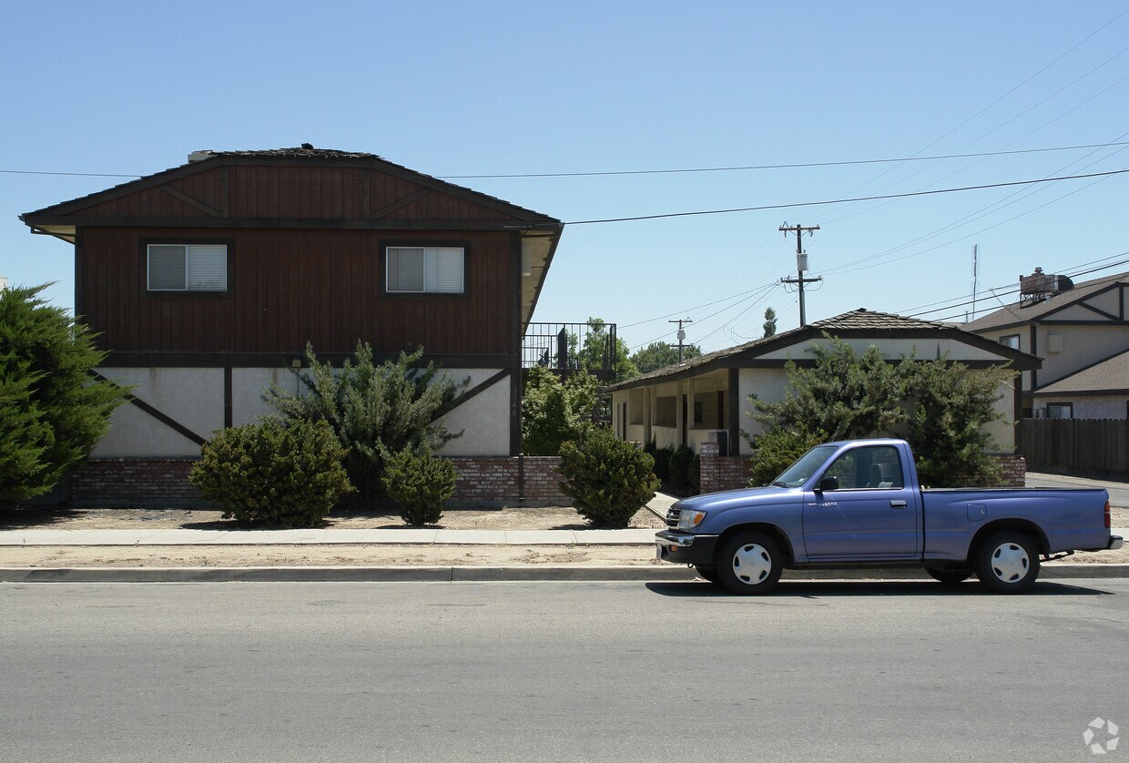 Building Photo - 1540 12th St