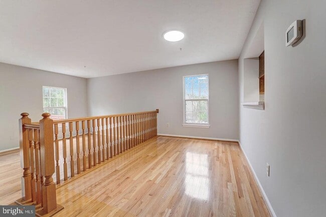 Building Photo - 1248 Quaker Ridge Dr