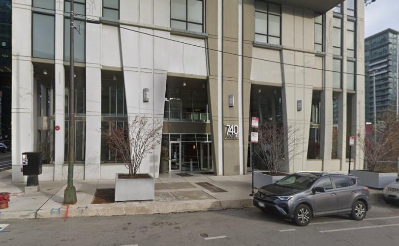 Primary Photo - 740 W Fulton St
