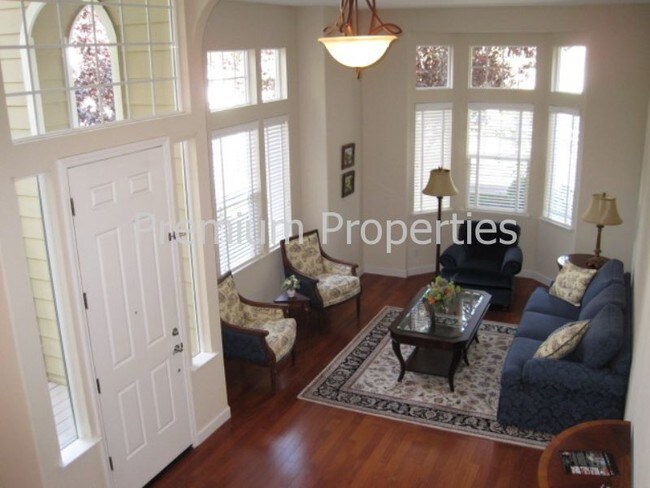 Building Photo - 1831 Del Monte Ct