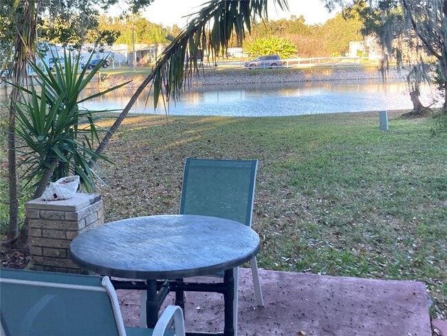 Building Photo - 429 Heron Hollow