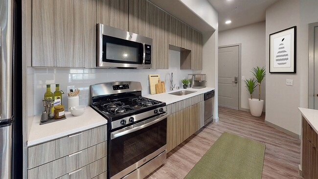 Fully-equipped kitchens - AMLI Camarillo