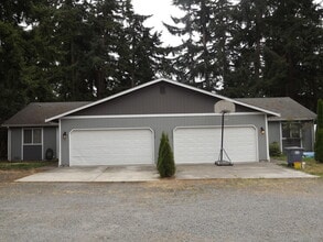 Building Photo - 13120 5th Ave Ct E