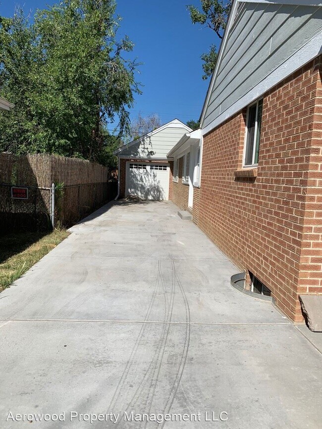 Foto del edificio - 3 br, 2 bath House - 3585 Locust Street