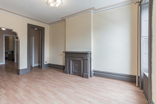Building Photo - 546 Palisade Ave