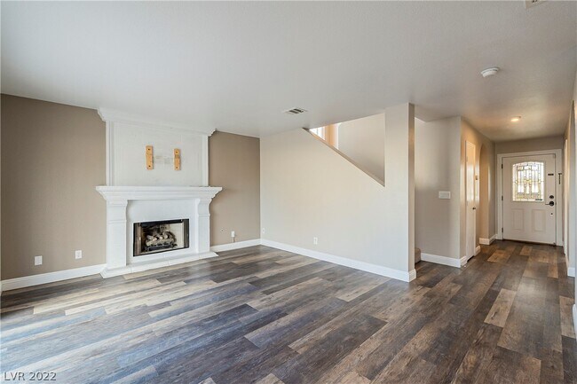 Building Photo - 911 Rifle Dr