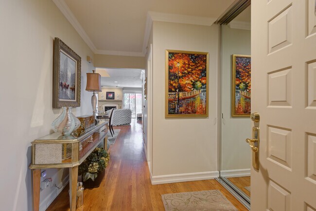 Foto del edificio - 18 Wimbledon Ct