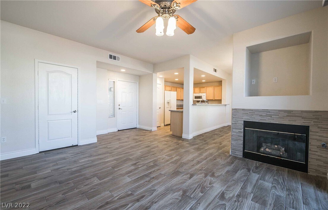 2325 Windmill Pkwy Unit 1114, Henderson, NV 89074 Condo for Rent in