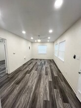 Building Photo - 3037 Juniper St