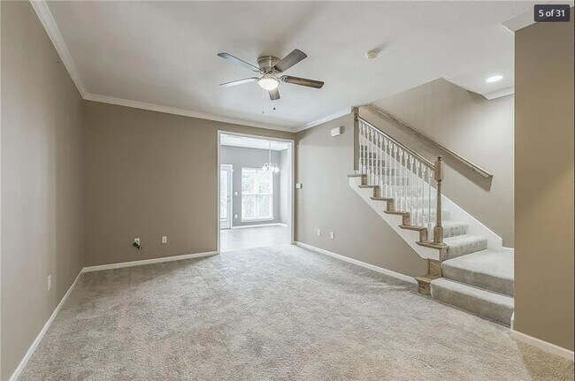 Building Photo - 8937 Boehm Dr
