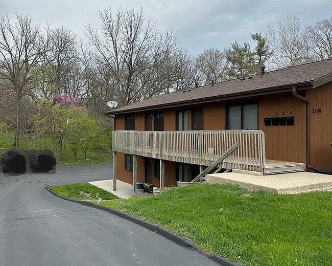 Foto del edificio - 3309 West St