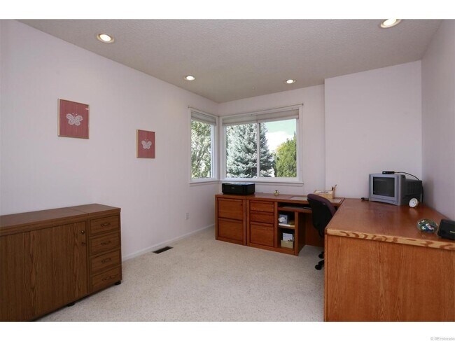 Foto del edificio - 7231 Wiltshire Ct