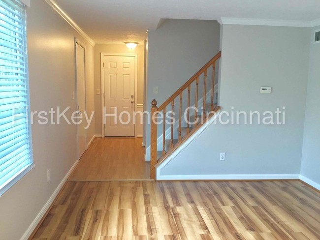 Building Photo - 4639 Blackberry Ln