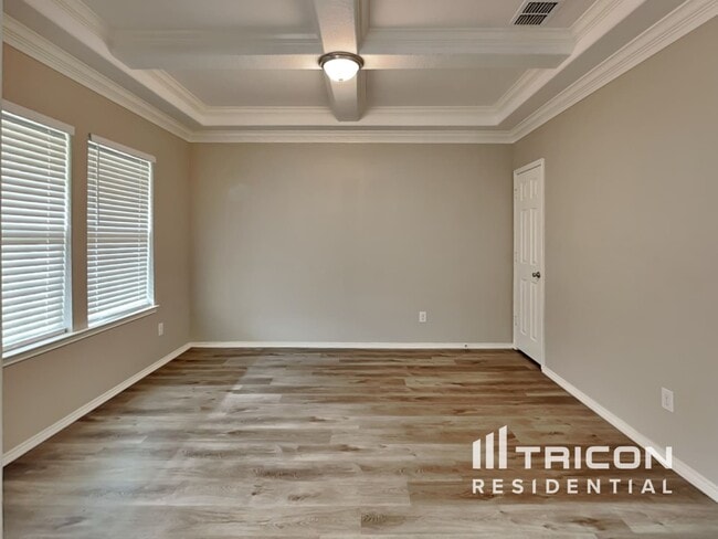 Foto del edificio - 2304 Eppright Dr