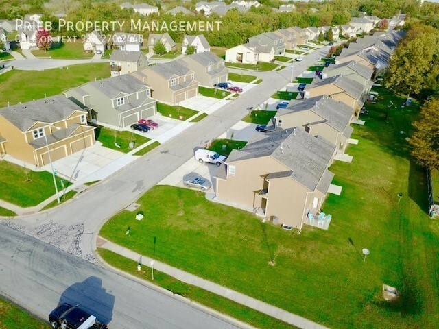 Building Photo - 2081 S 137 St