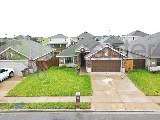 Foto del edificio - Beautiful 4bed/2bath home in Edinburg