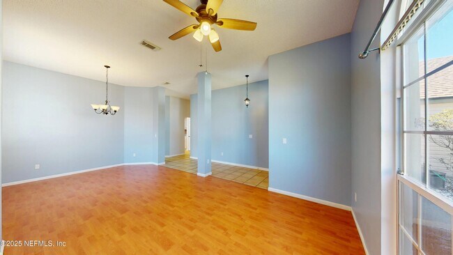 Foto del edificio - 12348 Casheros Cove Dr S