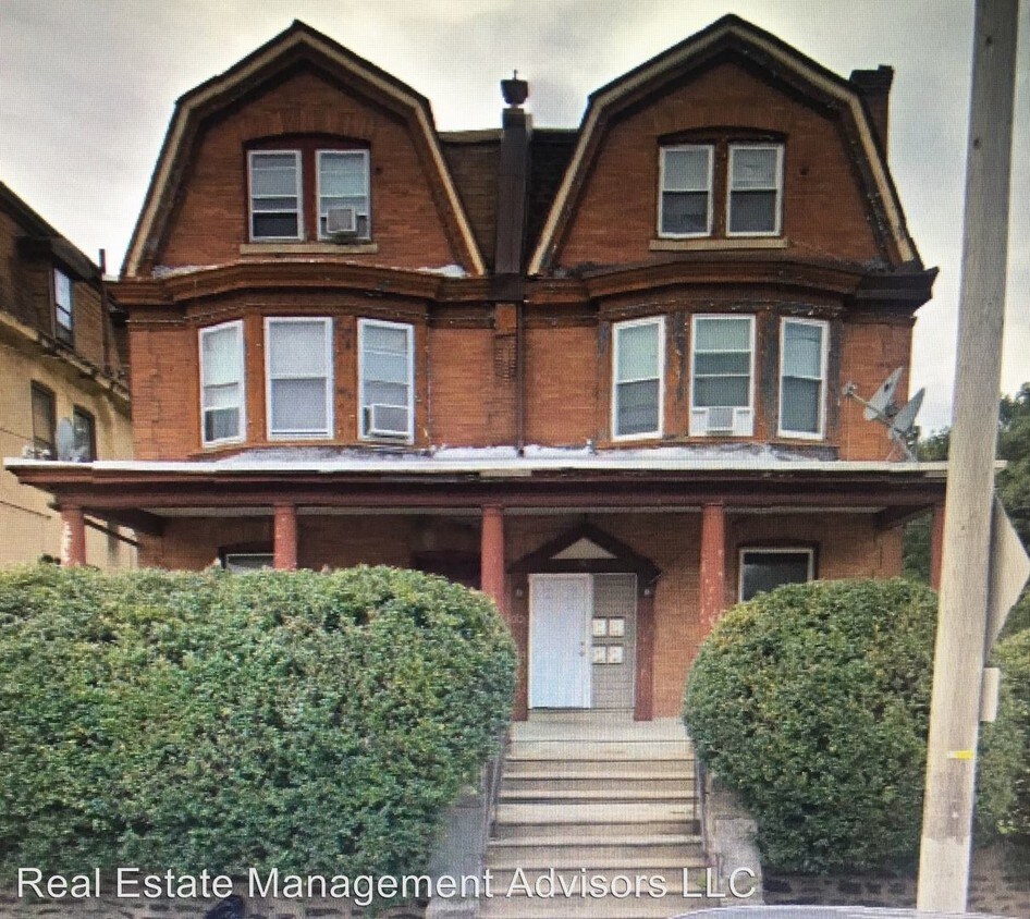 Primary Photo - 365 E Chelten Ave