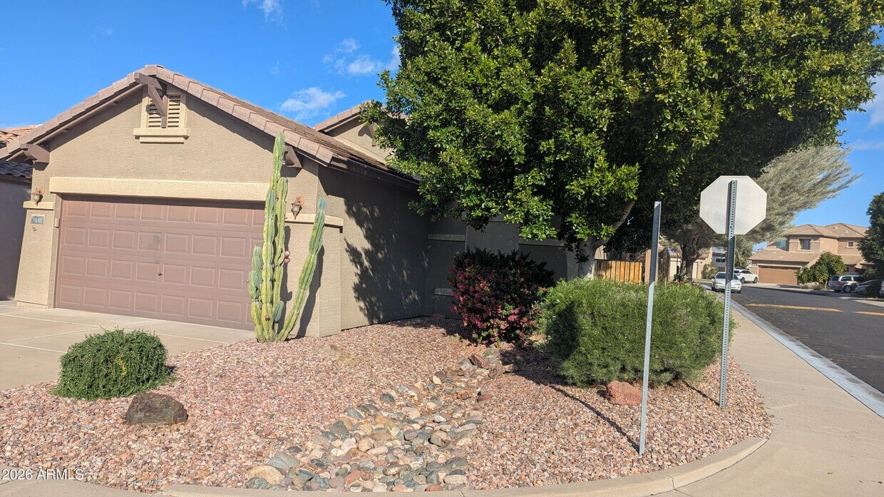 Foto del edificio - 9148 E Auburn St