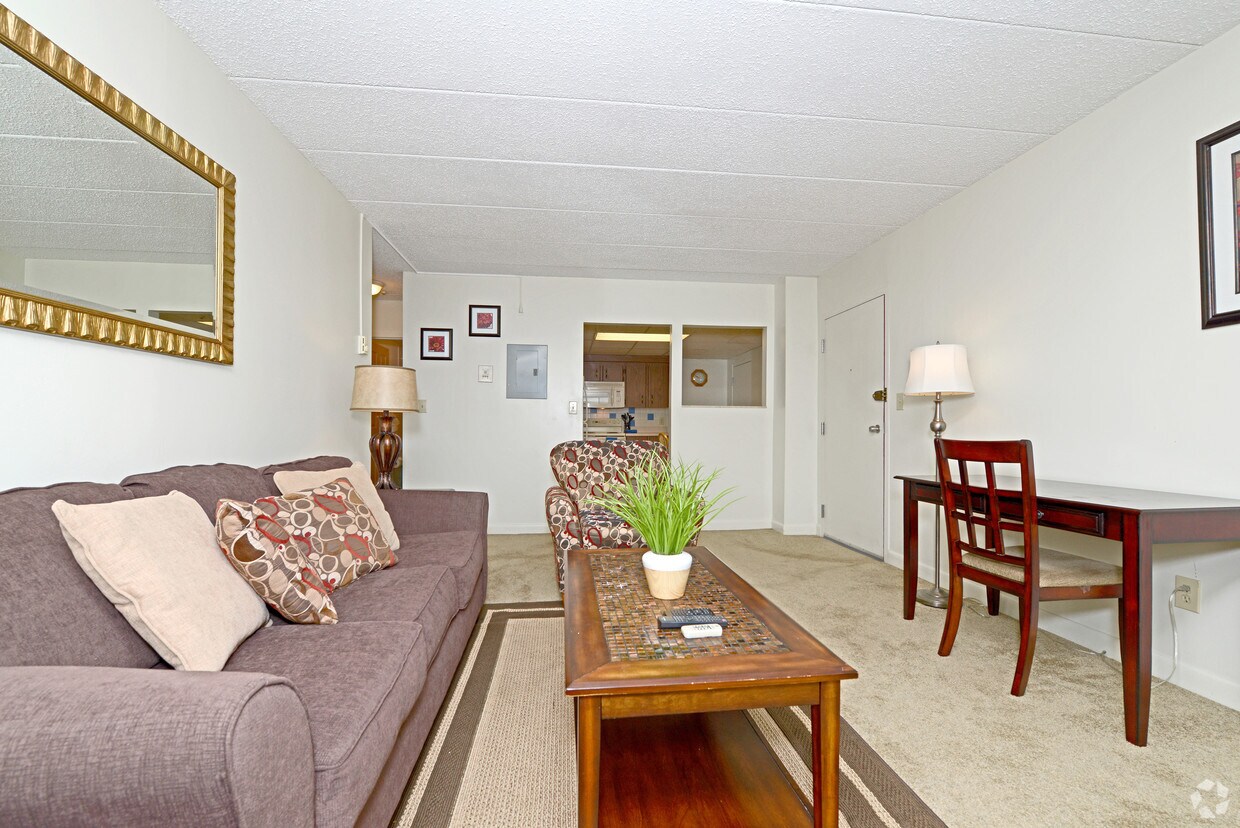 J.E. Furnished Apartments of Quincy Quincy, MA