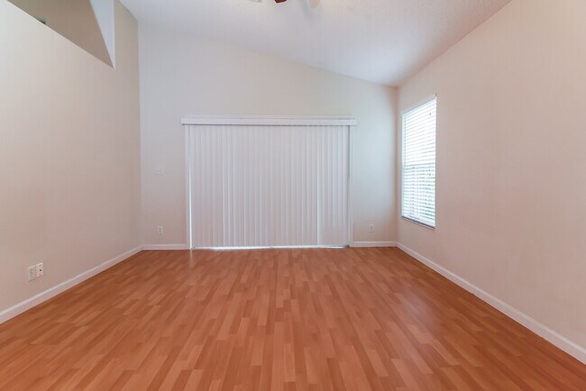 Foto del edificio - 12753 Meadowbreeze Dr