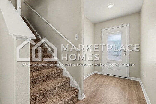 Building Photo - 3354 Brighton Dr