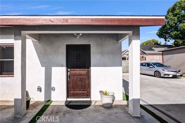Foto del edificio - 696 E 9th St