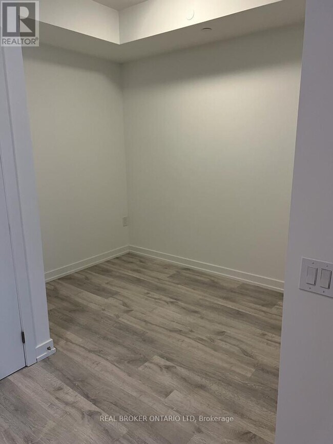 Photo du bâtiment - 7 Golden Lion Heights