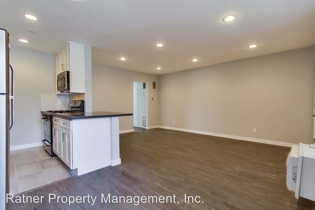 Foto del edificio - 7259 Willoughby Ave
