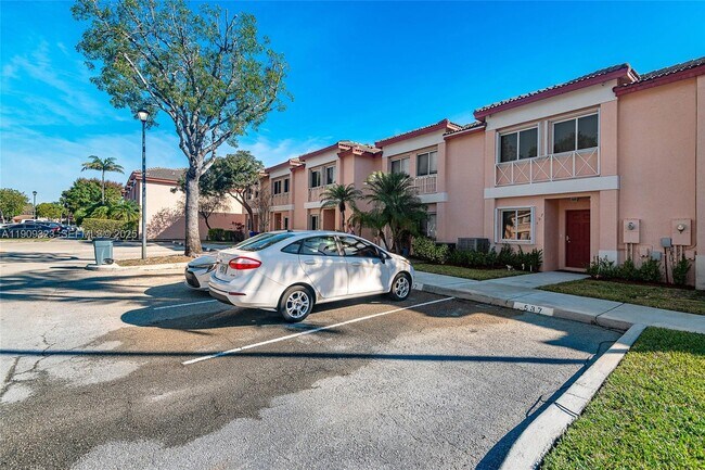 Foto del edificio - 597 NW 208th Dr