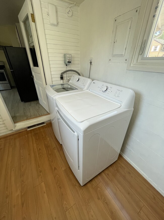 Photo - 2-12 Wolfe Ave House