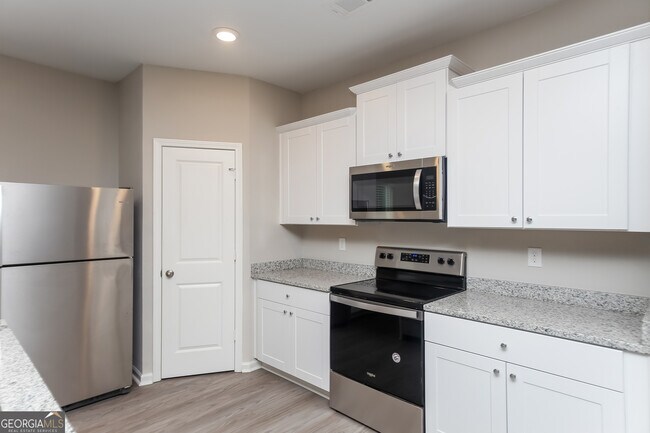 Foto del edificio - 318 Augusta Woods Dr