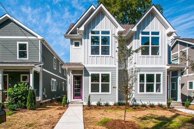 Stunner in the Arts District - Stunner in the Arts District Townhome