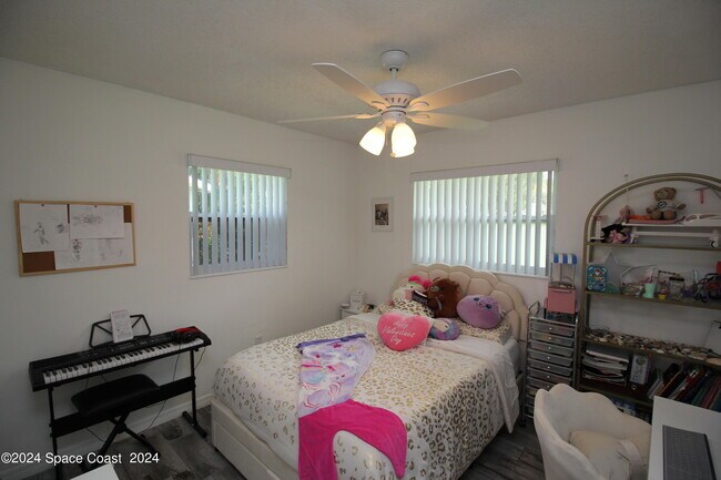 Foto del edificio - 5381 Frederick Ave