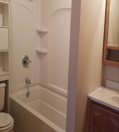 Building Photo - 1 bed, Bondurant location