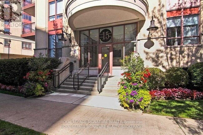 Building Photo - 15 Rean Dr