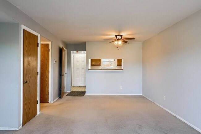 Building Photo - 1203 S Gilbert St