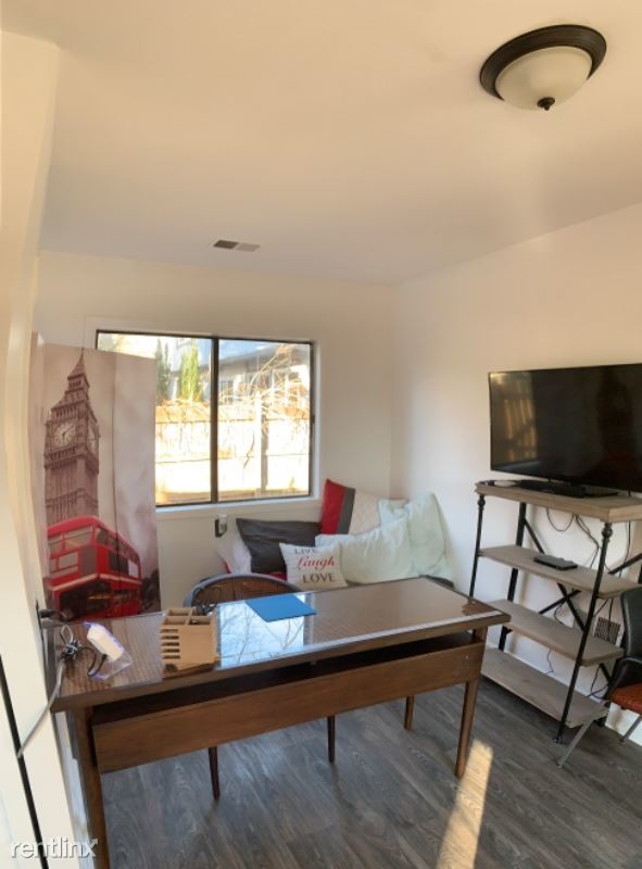 Foto del edificio - 1 br, 1 bath Apartment - 6904 Vantage Dr