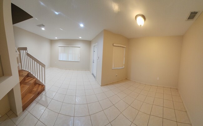 Building Photo - 13909 SW 62nd Terrace
