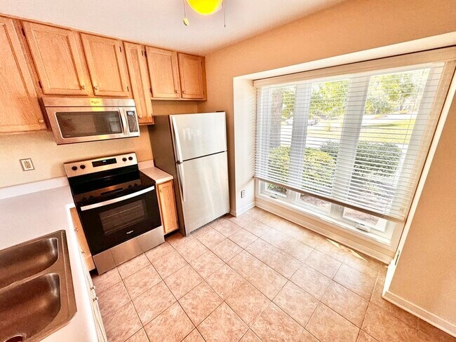 Building Photo - 2701 Schooner Ct