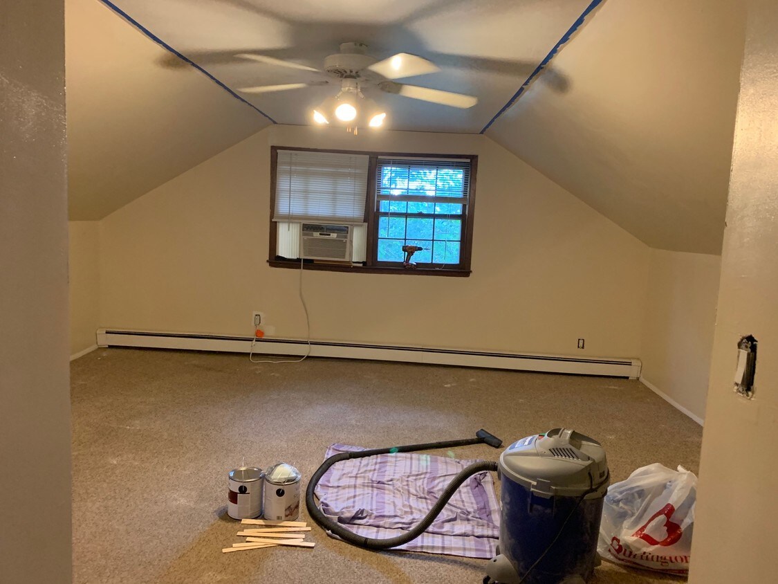 Primary Photo - 776 Outlook Ave