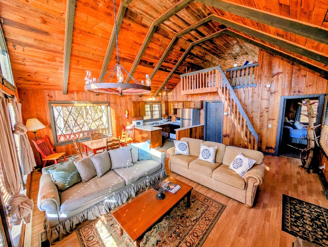 Photo - 24 Chalet Village Dr (Dillard, GA)