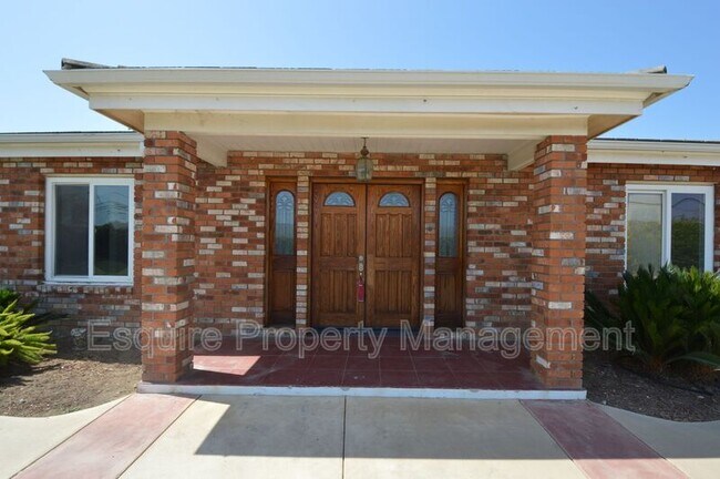 Building Photo - 13515 W Telegraph Rd