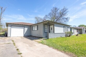 3714 Ridgemont Dr